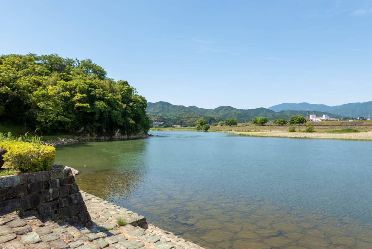 肱川沿いの景色の写真